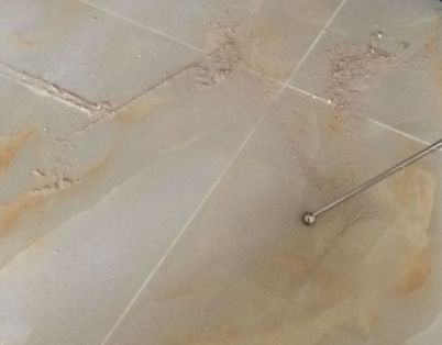 包头瓷砖空鼓维修公司分享粘合剂选择不当在瓷砖铺贴过程中可能导致以下问题